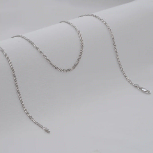 Cadena Cubana Cruzada de 2.4 mm y 45 cm en Plata