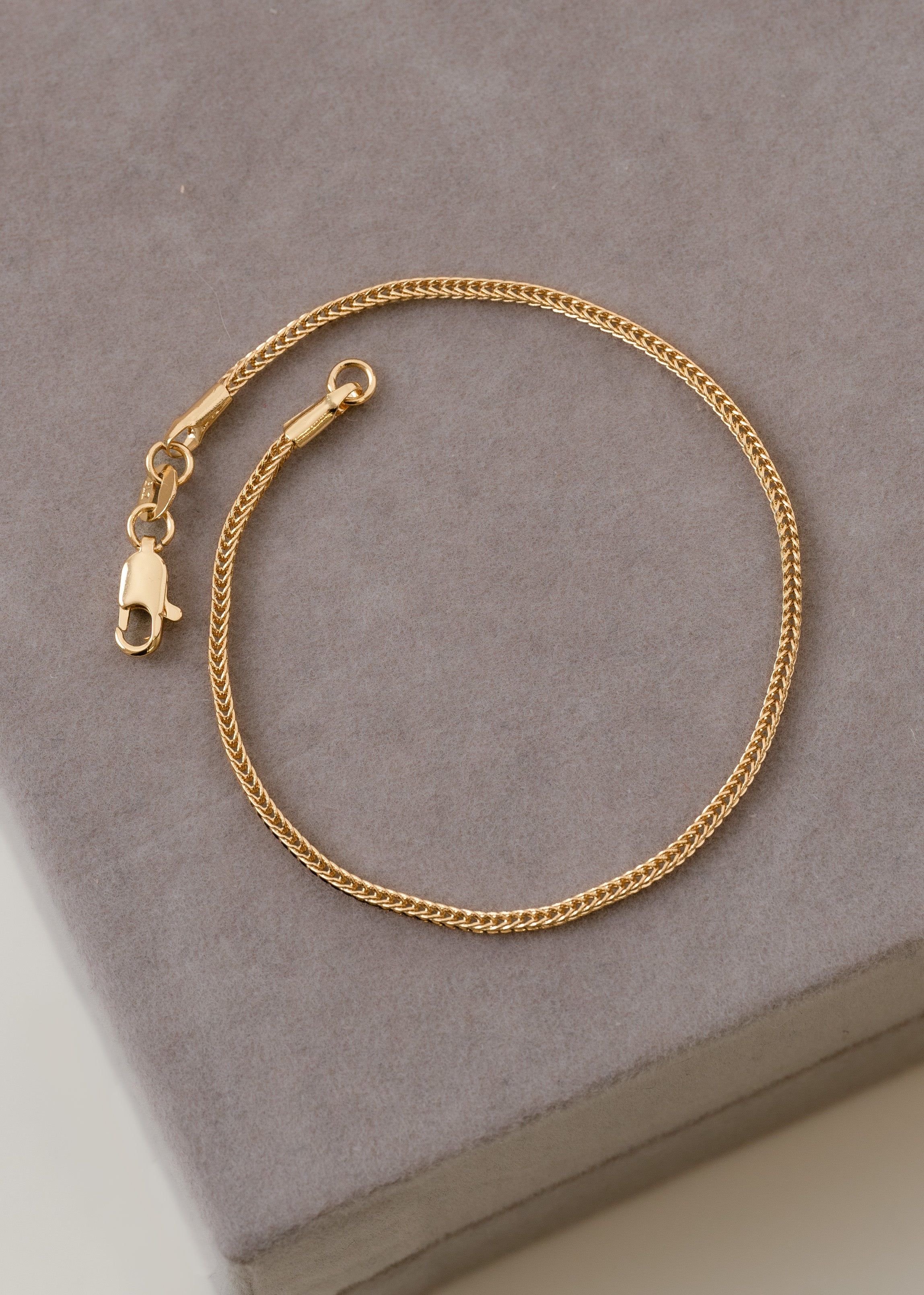 Pulsera Franco Cuadrada 20 cm en Oro Laminado