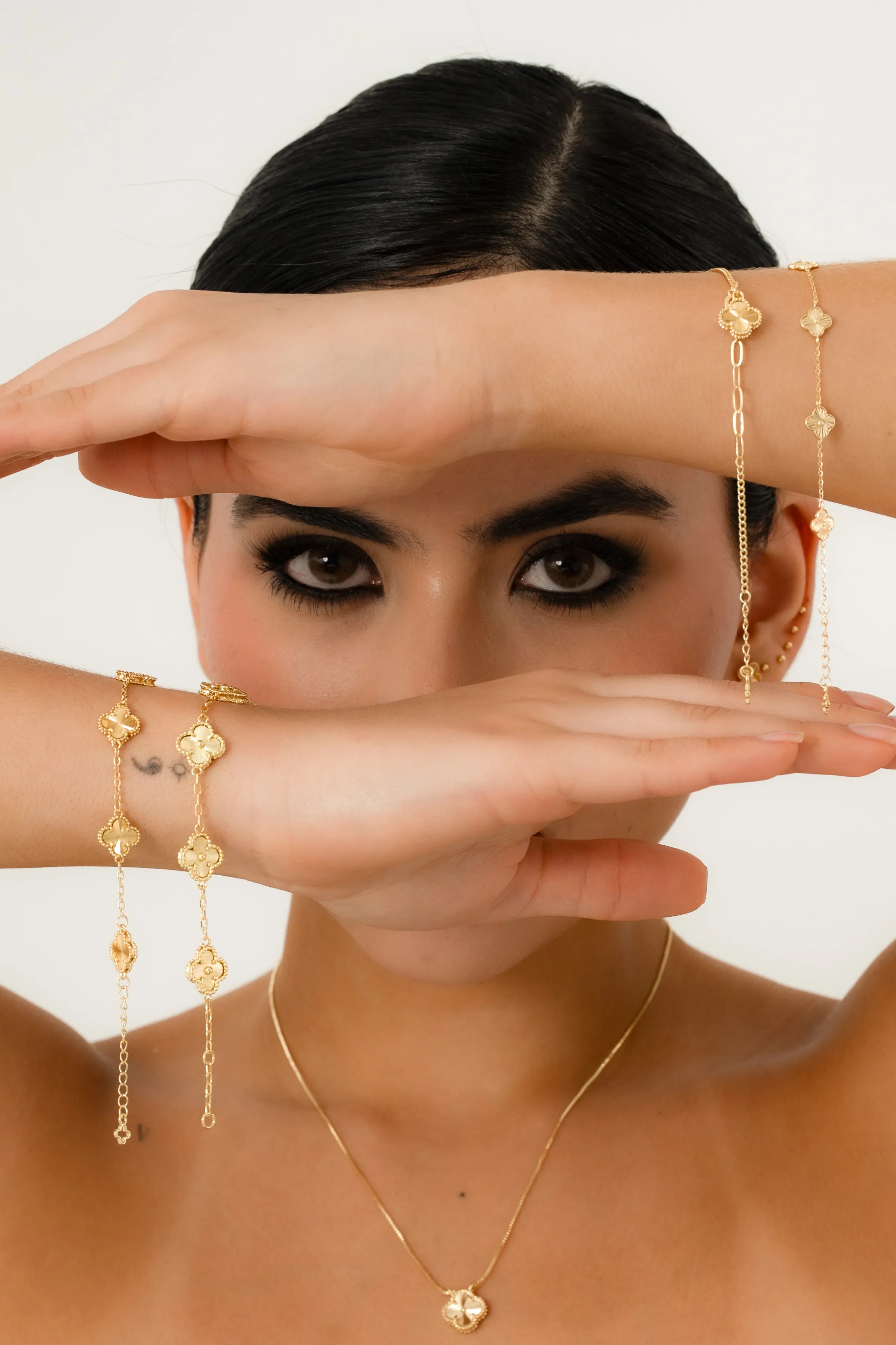 Pulsera Mini Clover 0.7 mm 15 cm + Extensor en Oro Laminado